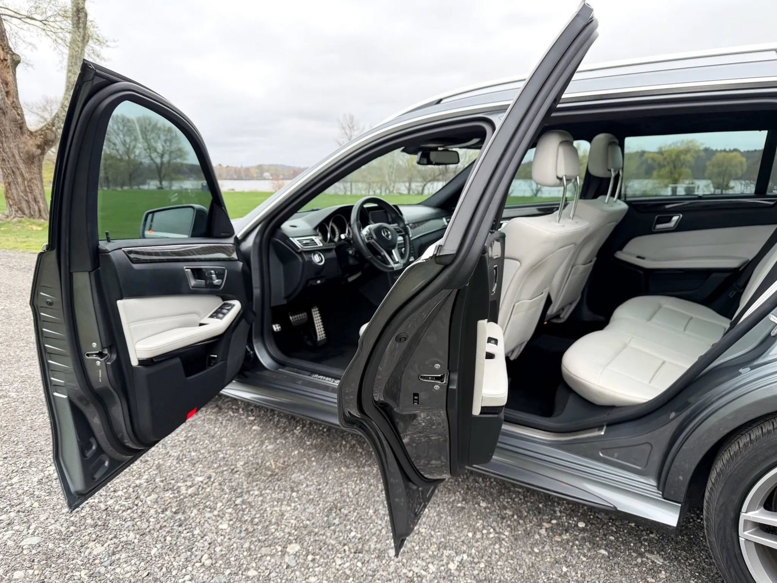 Used 2016 Mercedes-Benz E 350 4MATIC Wagon image 66