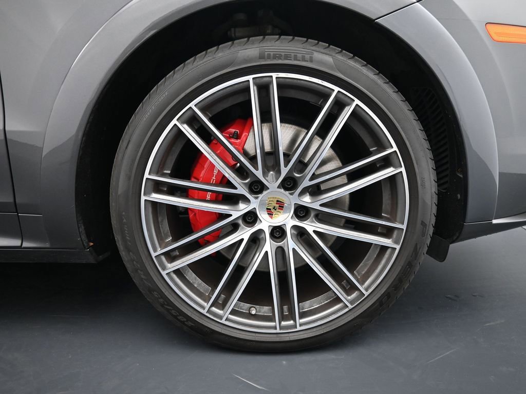 Certified 2023 Porsche Cayenne GTS image 11