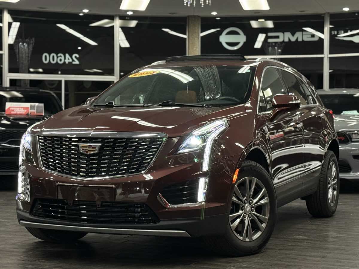 Used 2022 Cadillac XT5 Premium Luxury w/ LPO, Floor Liner Package image 4
