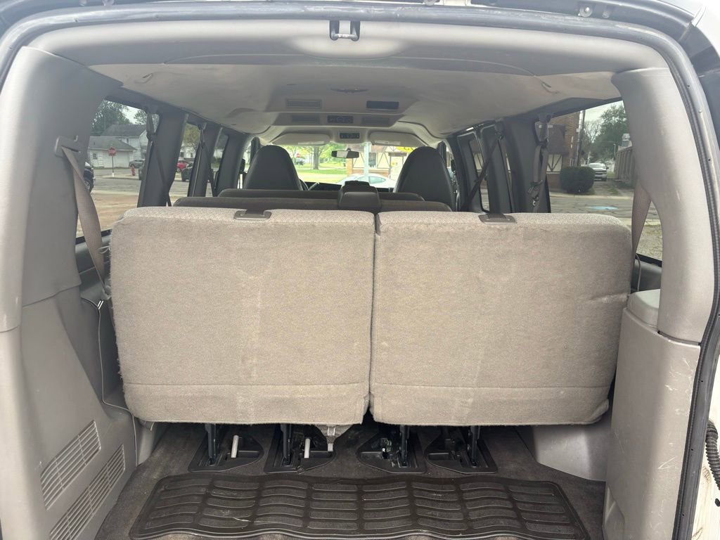 Used 2013 Chevrolet Express 2500 LS RWD image 11