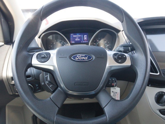 Used 2014 Ford Focus SE FWD image 17