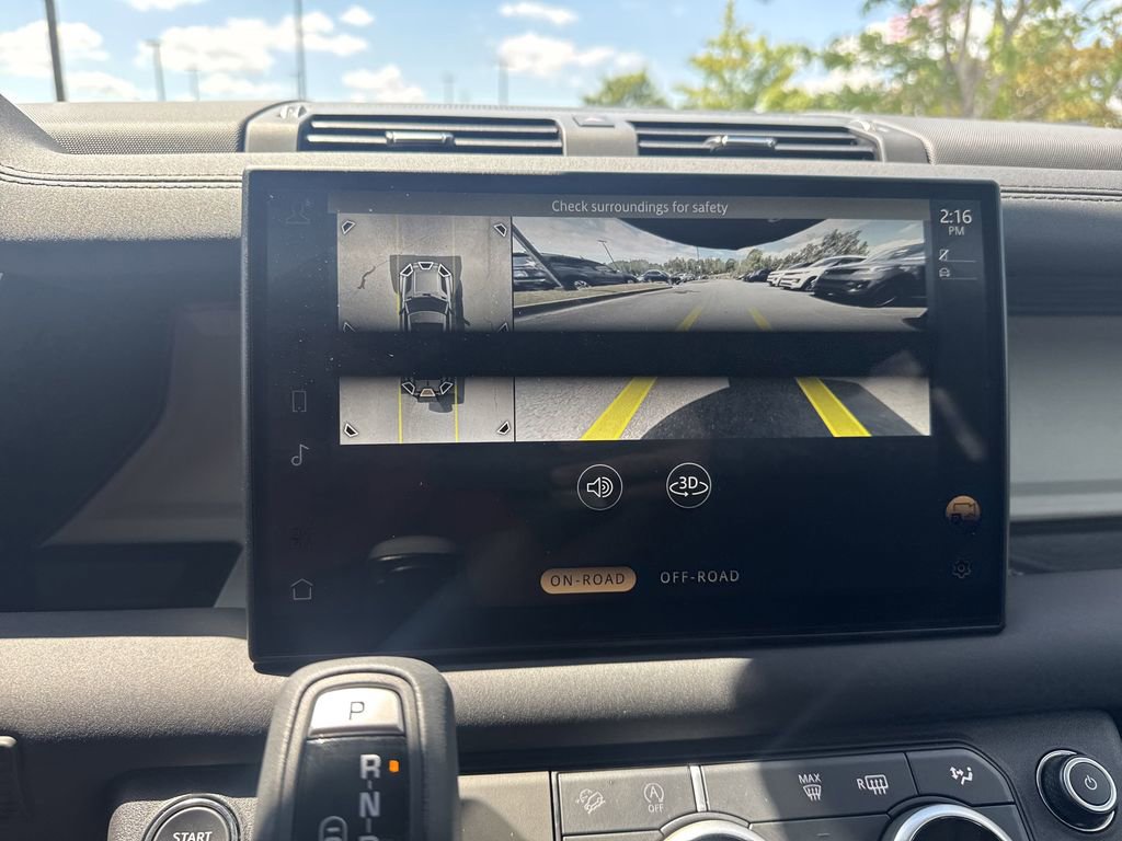 Used 2024 Land Rover Defender 130 S image 28