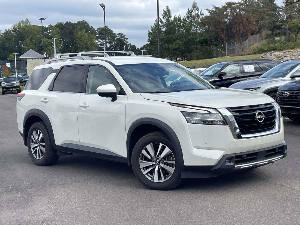 Used 2022 Nissan Pathfinder SL