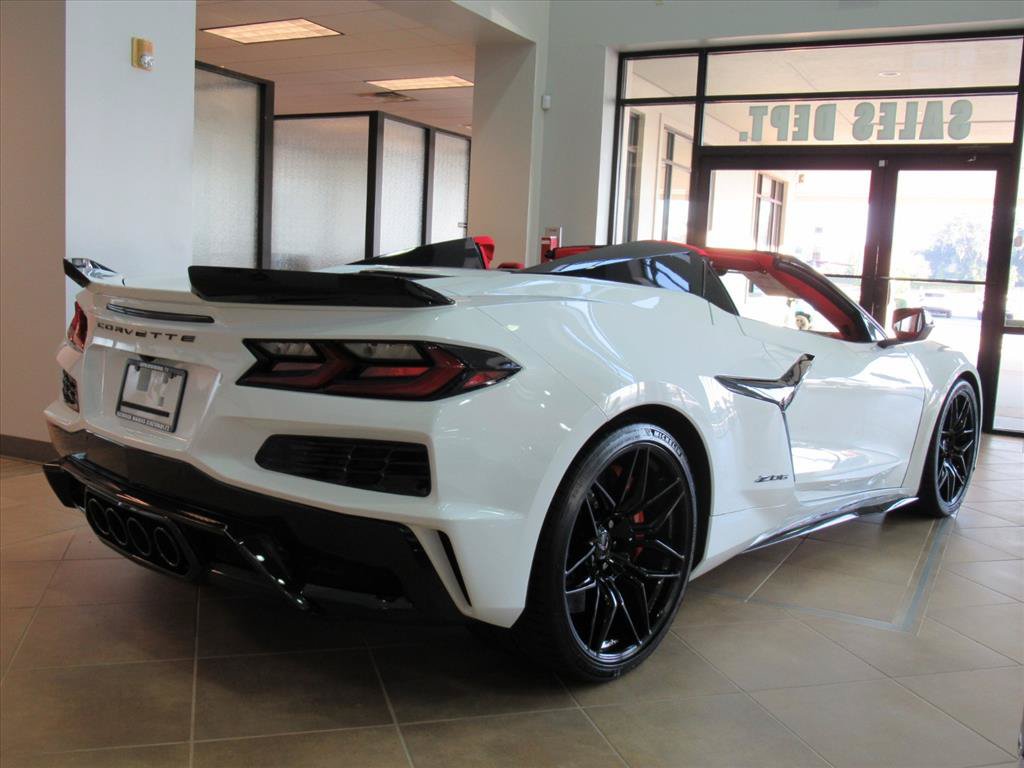 New 2026 Chevrolet Corvette Z06 RWD image 6
