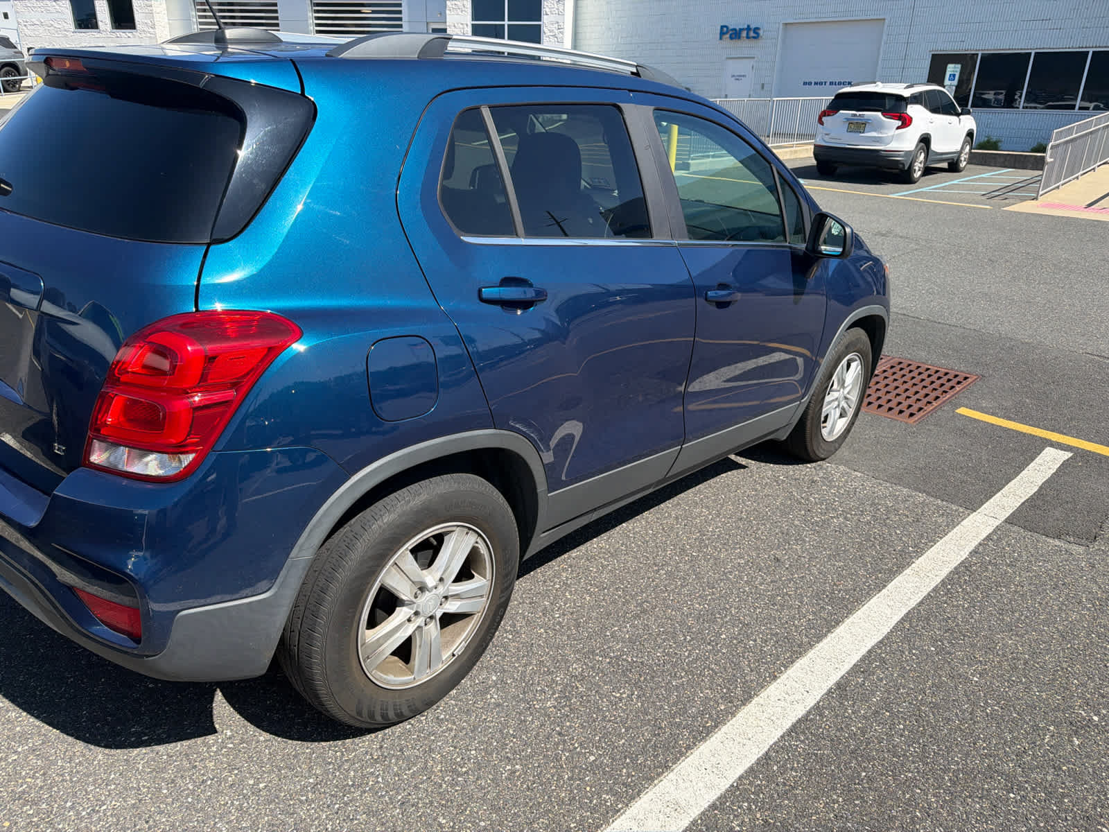 Certified 2020 Chevrolet Trax LT FWD image 3