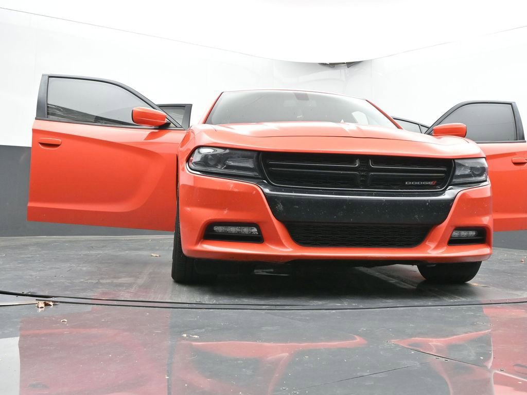 Used 2017 Dodge Charger R/T w/ Plus Group image 64