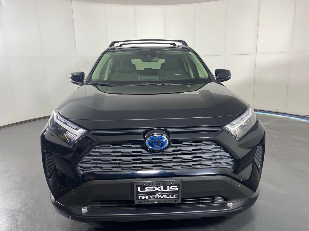 Used 2022 Toyota RAV4 XLE w/ Convenience Package AWD/4WD image 5
