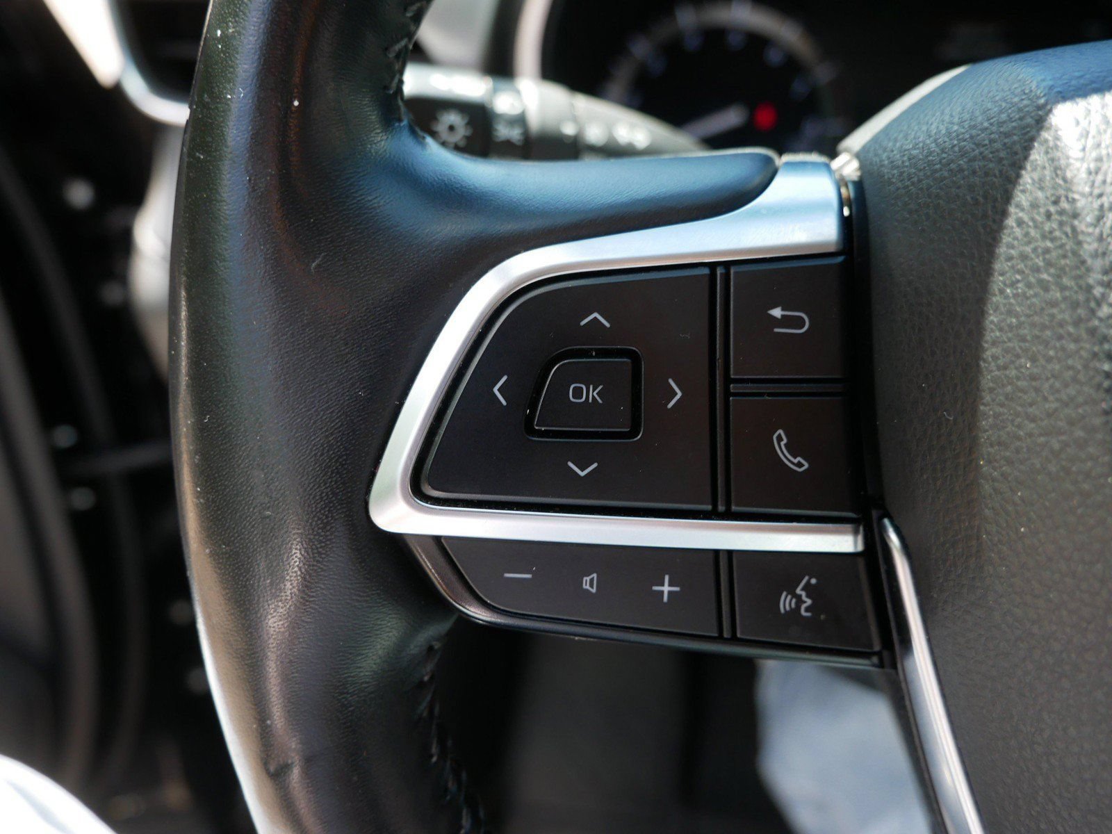 Used 2020 Toyota Highlander Limited AWD/4WD image 25