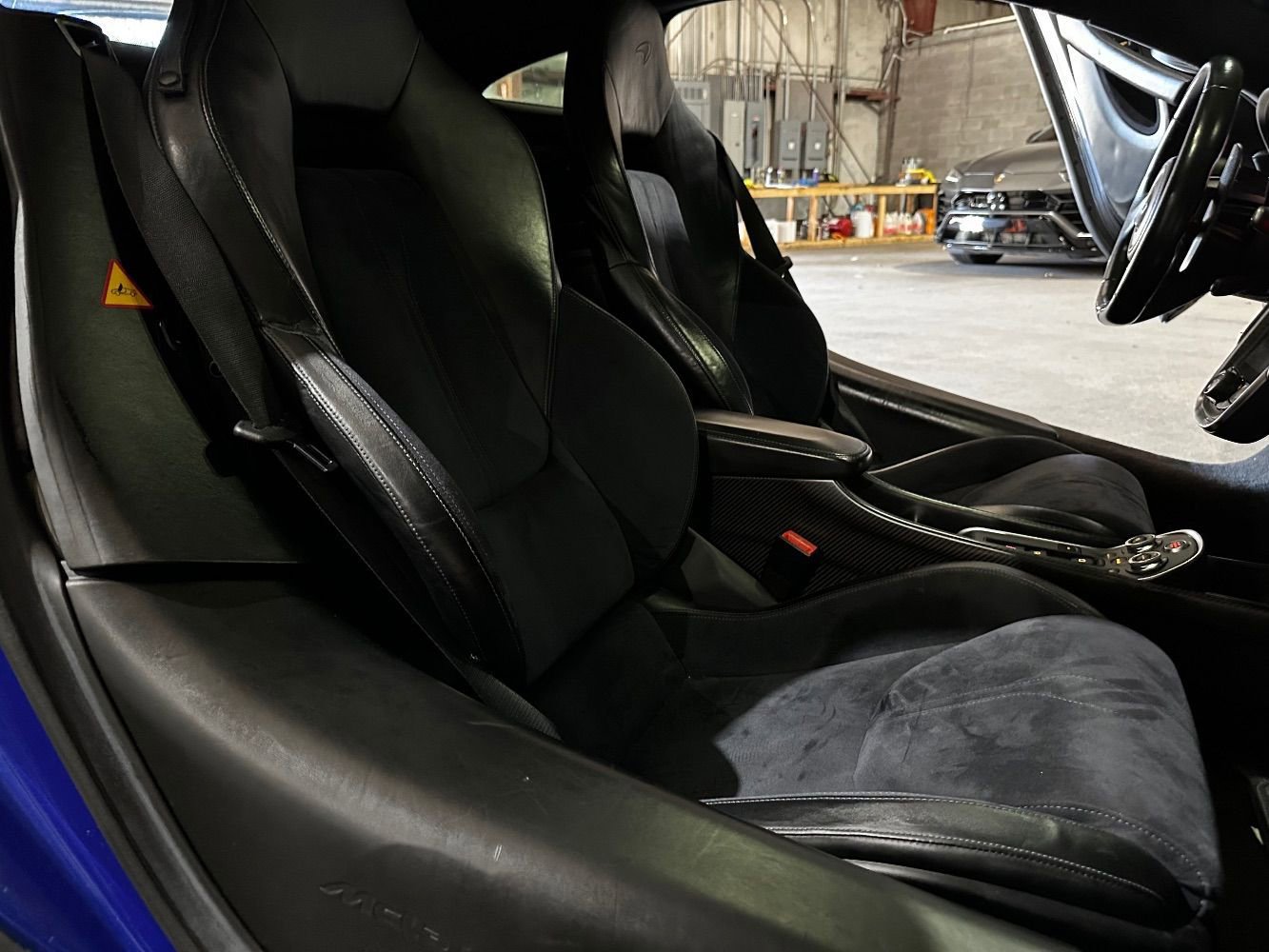 Used 2016 McLaren 570S Coupe image 25