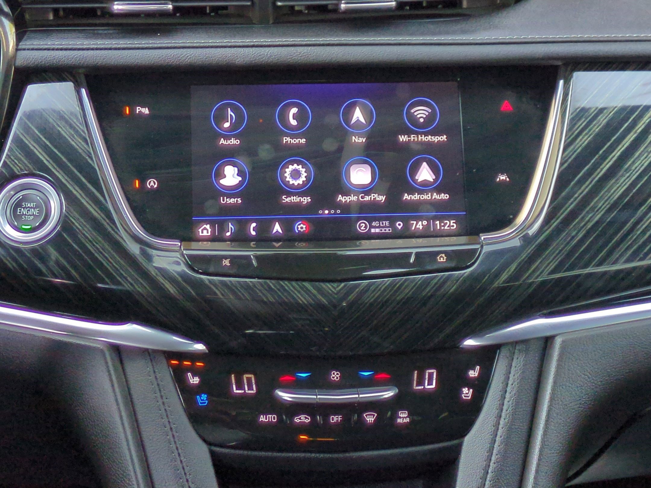 Used 2023 Cadillac XT6 Premium Luxury image 18