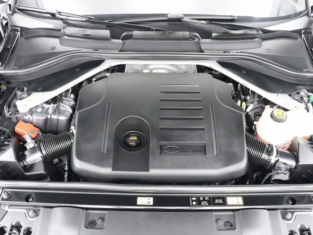 Used 2023 Land Rover Range Rover Sport SE image 13