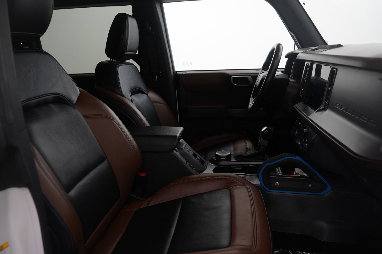 Used 2022 Ford Bronco Outer Banks image 12