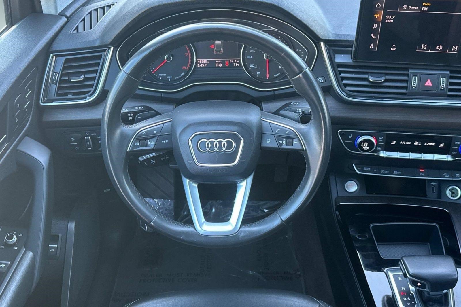 Used 2023 Audi Q5 2.0T Premium w/ Convenience Package AWD/4WD image 31
