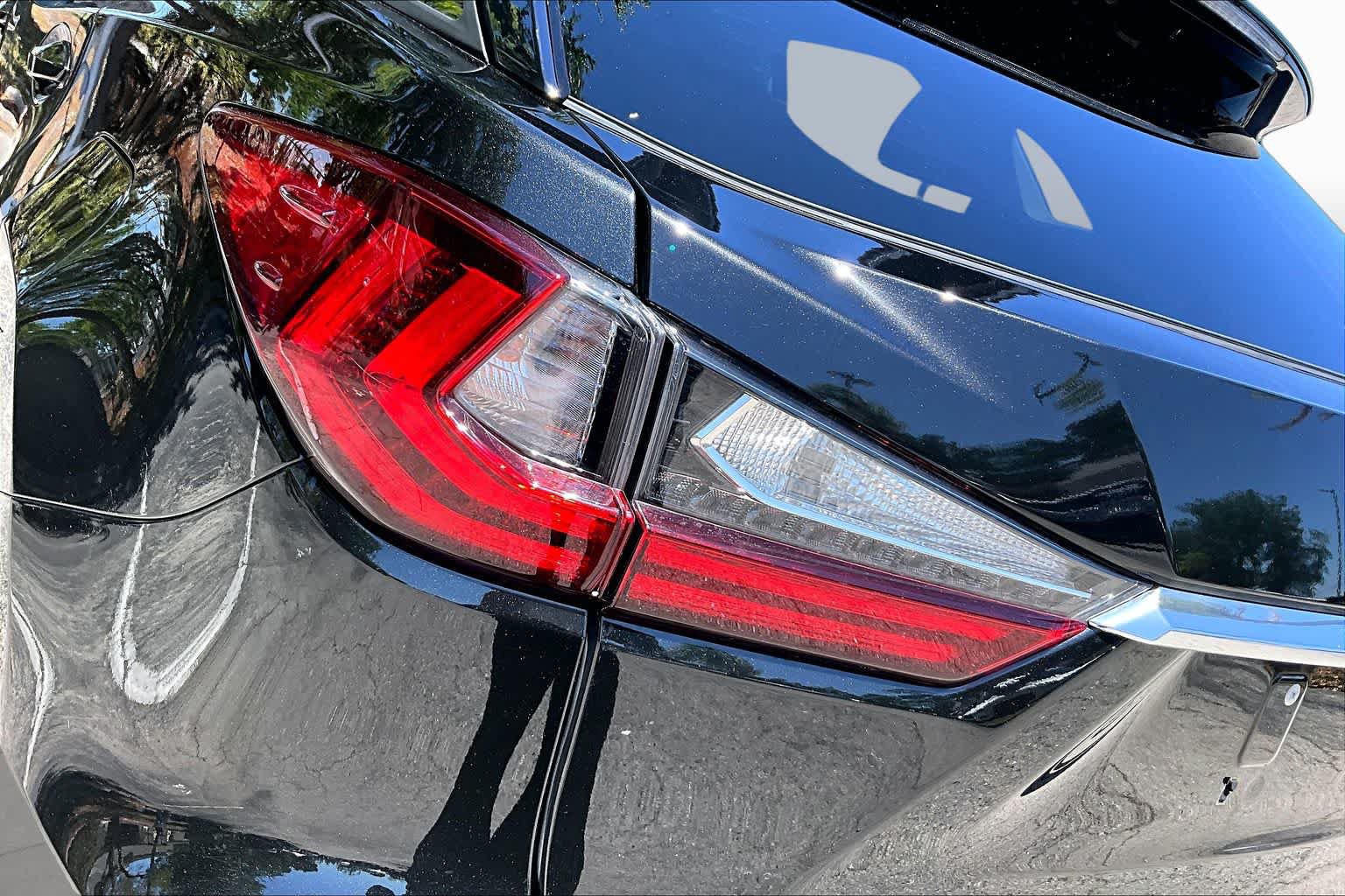 Used 2021 Lexus RX 450h AWD w/ Premium Package image 29