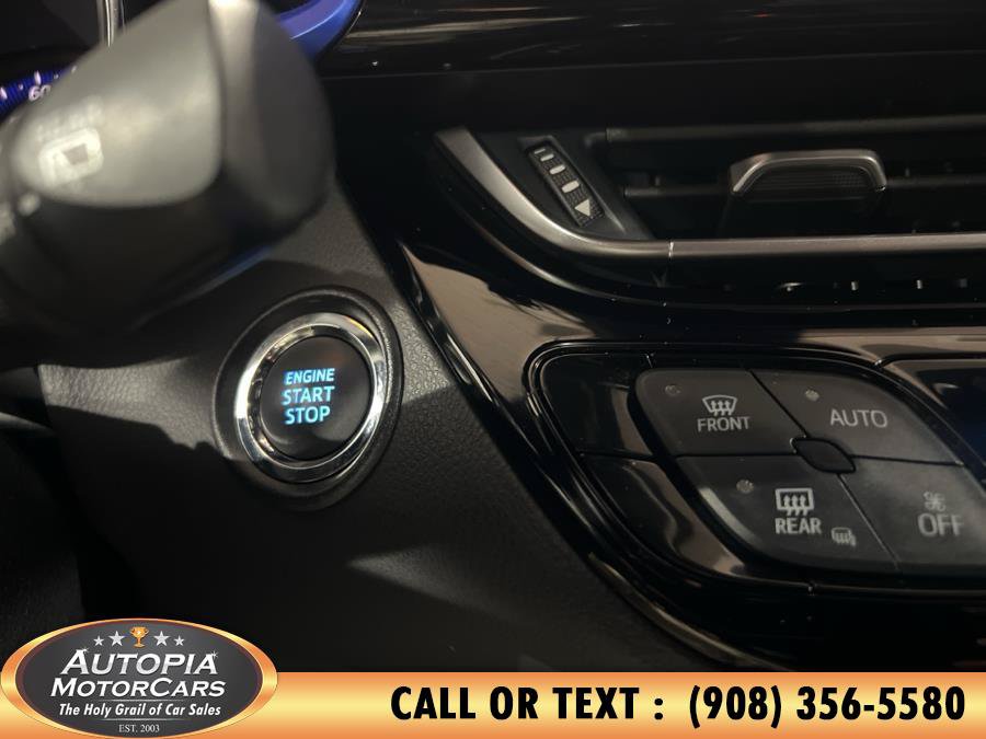 Used 2022 Toyota C-HR XLE FWD image 29