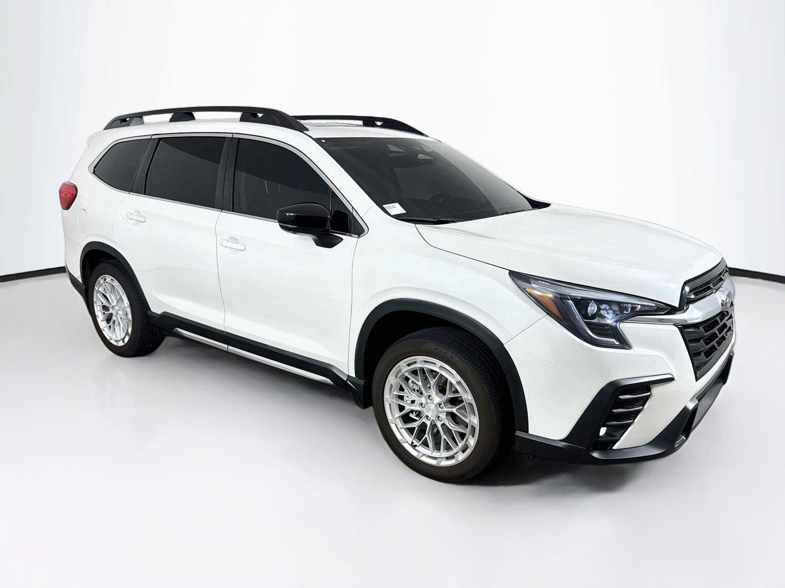 Used 2025 Subaru Ascent Limited AWD/4WD image 7