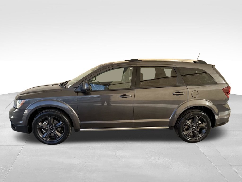 Used 2019 Dodge Journey Crossroad w/ Driver Convenience Group FWD image 6