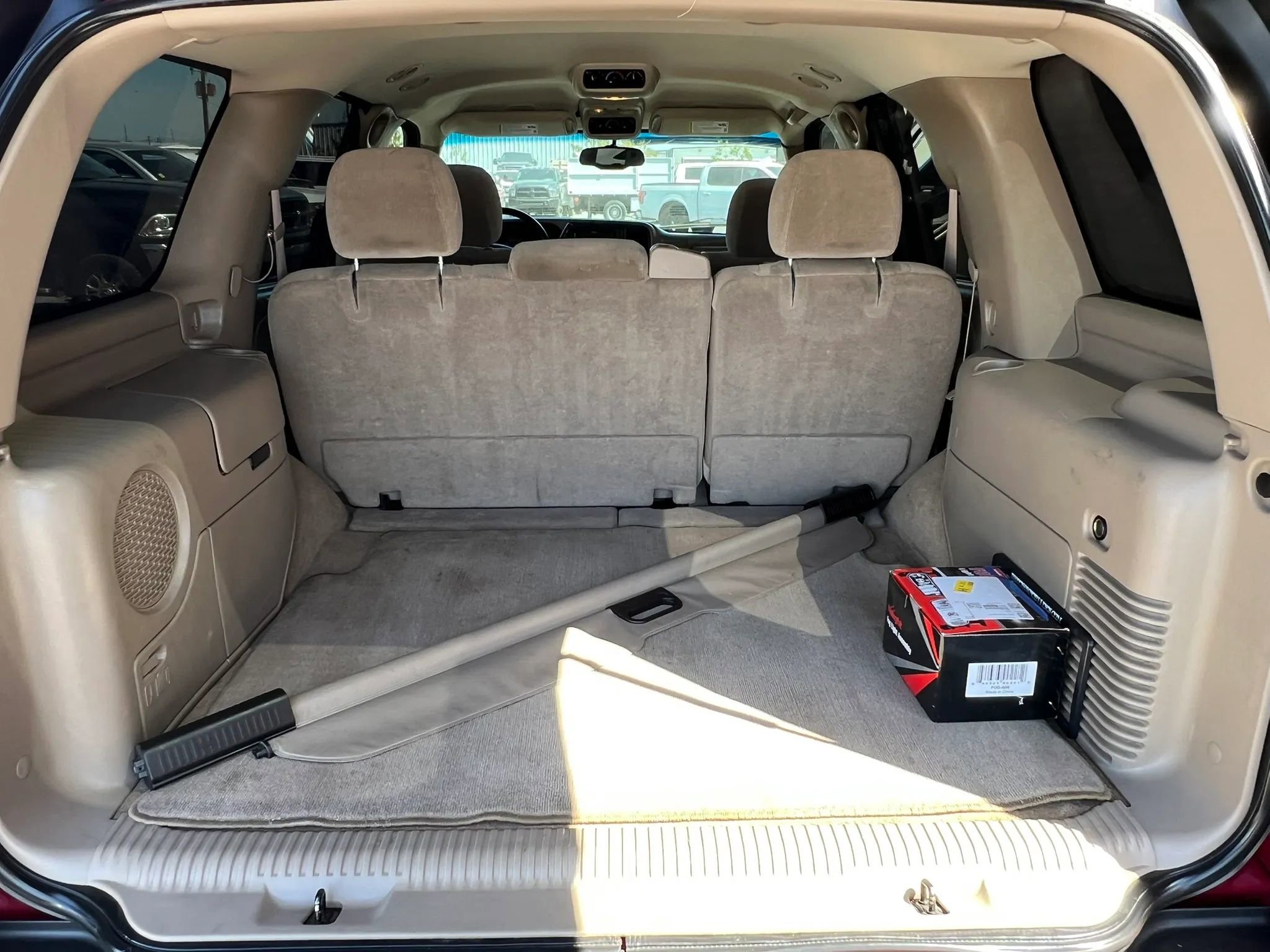 Used 2005 Chevrolet Tahoe LS RWD image 25