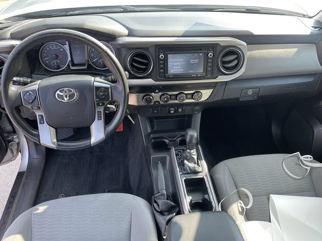 Used 2019 Toyota Tacoma SR5 AWD/4WD image 15
