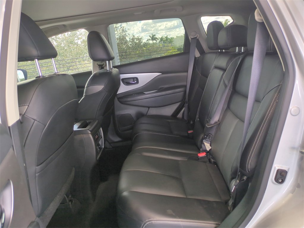 Used 2021 Nissan Murano SL w/ SL Moonroof Package image 15