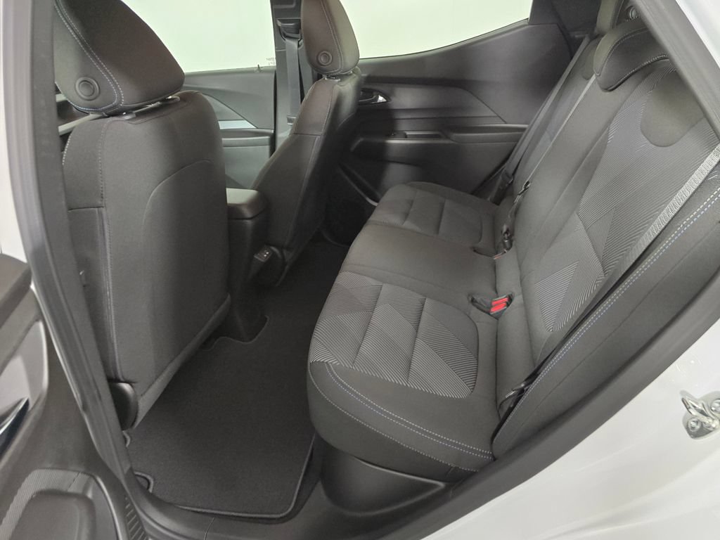 New 2027 Chevrolet Bolt LT w/ Comfort Package FWD image 18