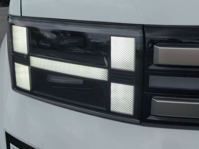 New 2026 Hyundai Santa Fe SE image 9