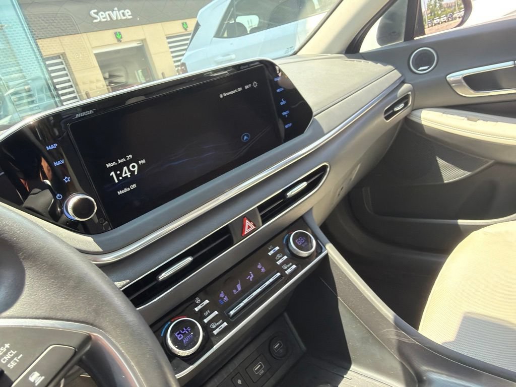 Used 2023 Hyundai Sonata Limited FWD image 4
