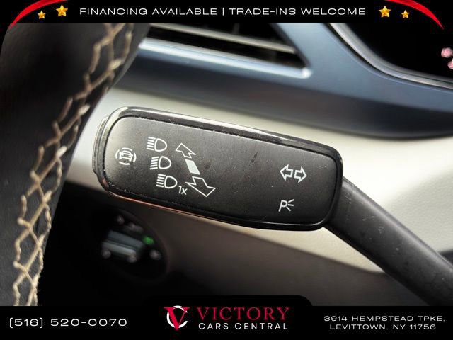 Used 2023 Volkswagen Taos SE image 31