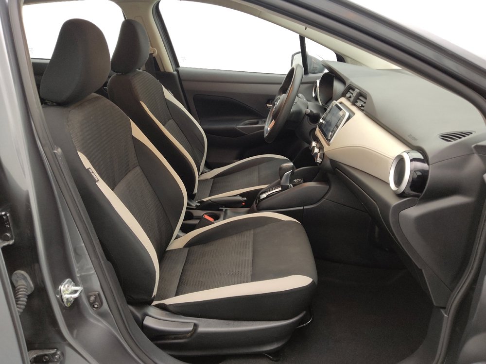 Used 2021 Nissan Versa SV image 21