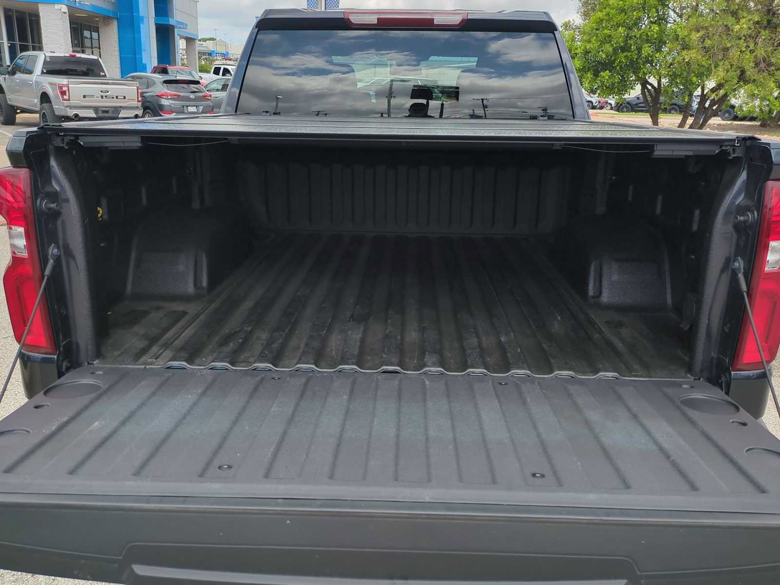 Used 2022 Chevrolet Silverado 1500 RST RWD image 25