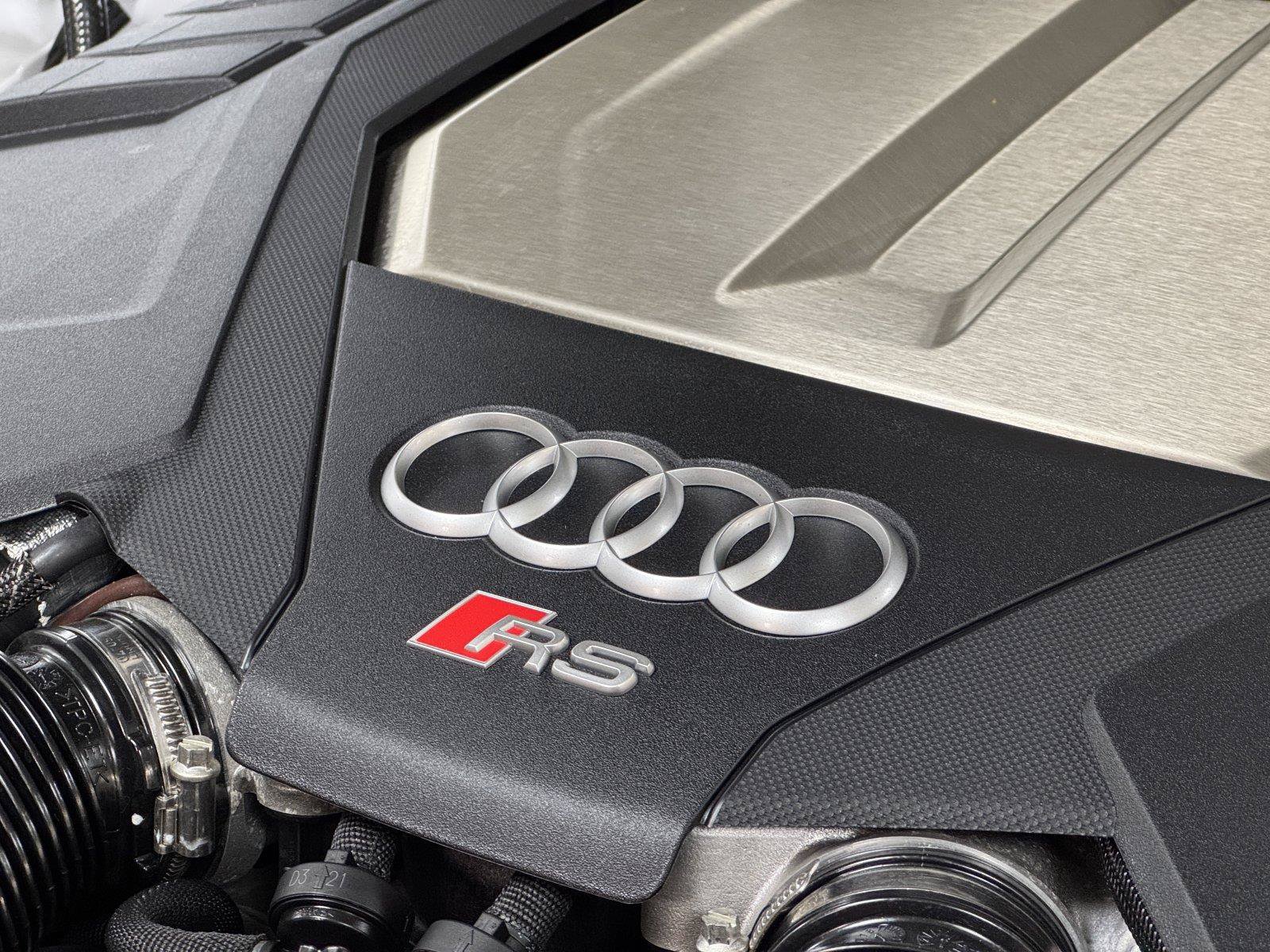 Certified 2025 Audi RS 6 performance AWD/4WD image 38