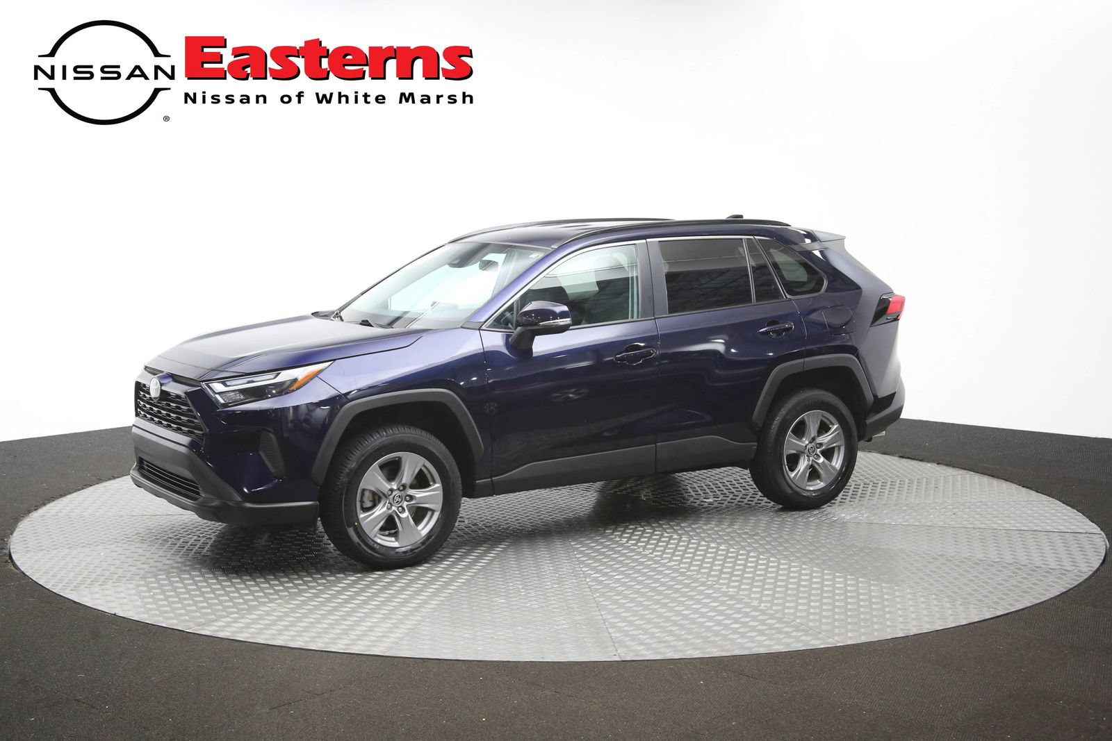 Used 2024 Toyota RAV4 XLE FWD image 55