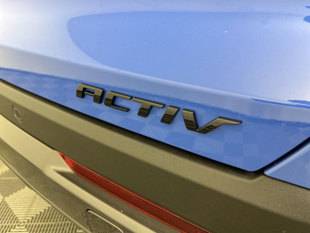 New 2026 Chevrolet Equinox ACTIV w/ Safety and Technology Package image 17