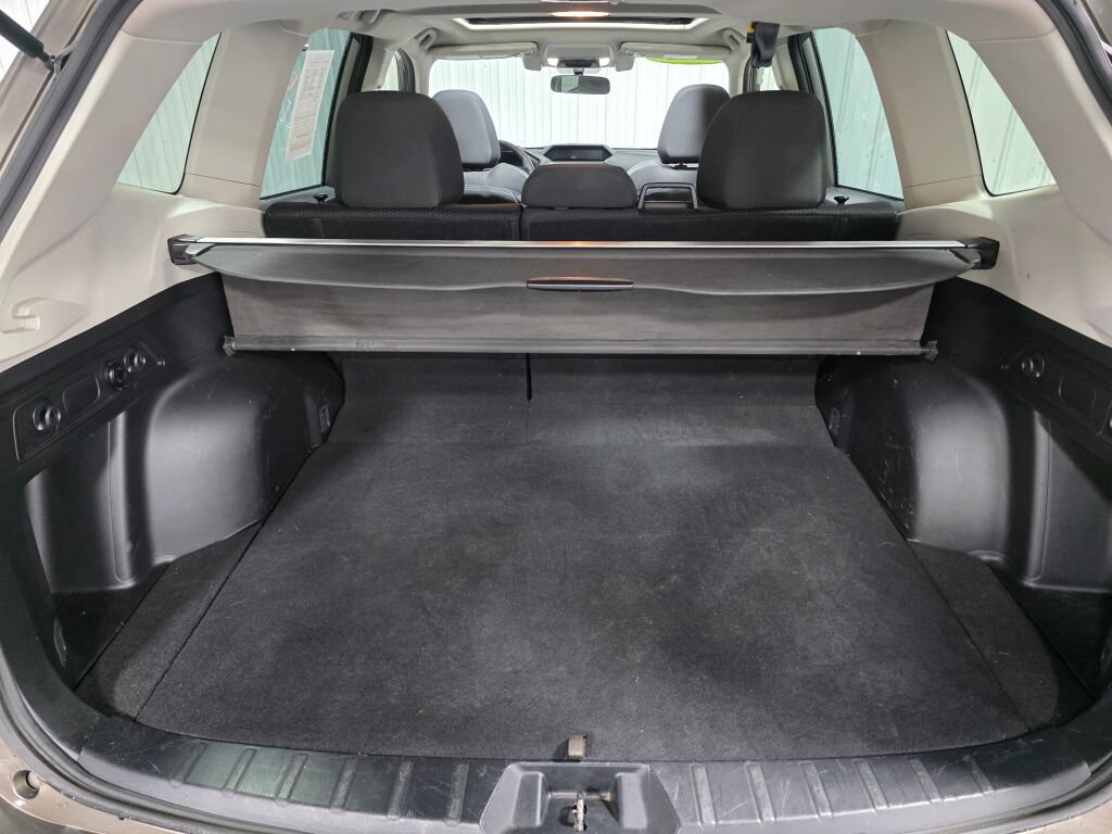 Used 2021 Subaru Forester Premium AWD/4WD image 11