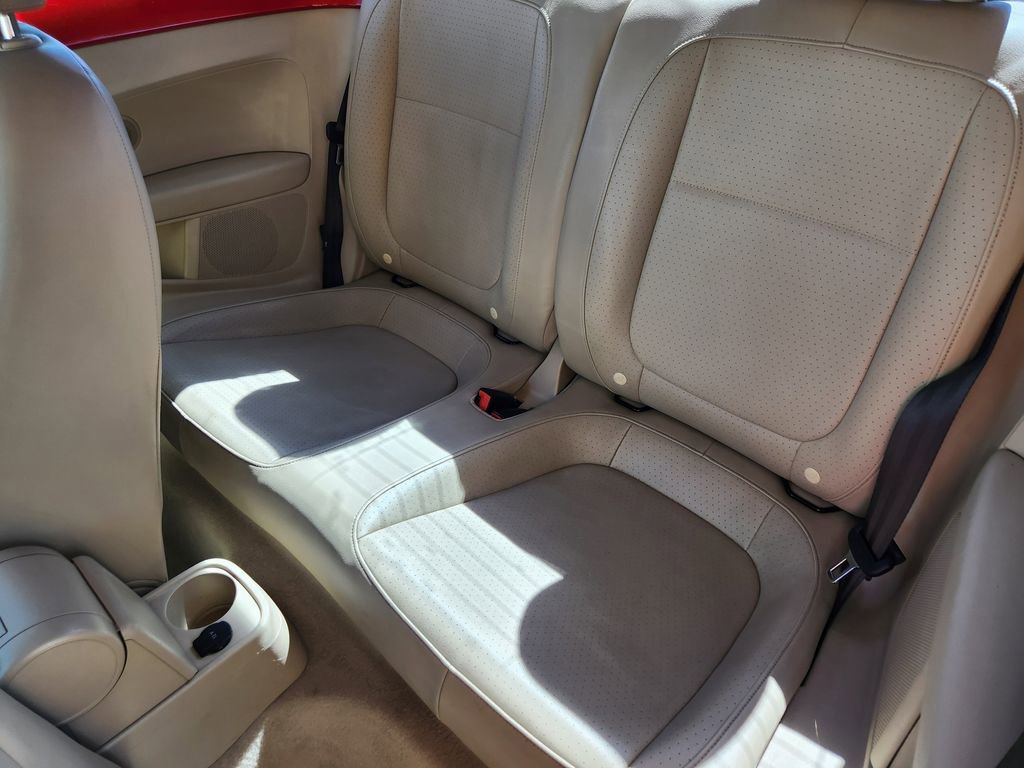 Used 2015 Volkswagen Beetle 1.8T image 19