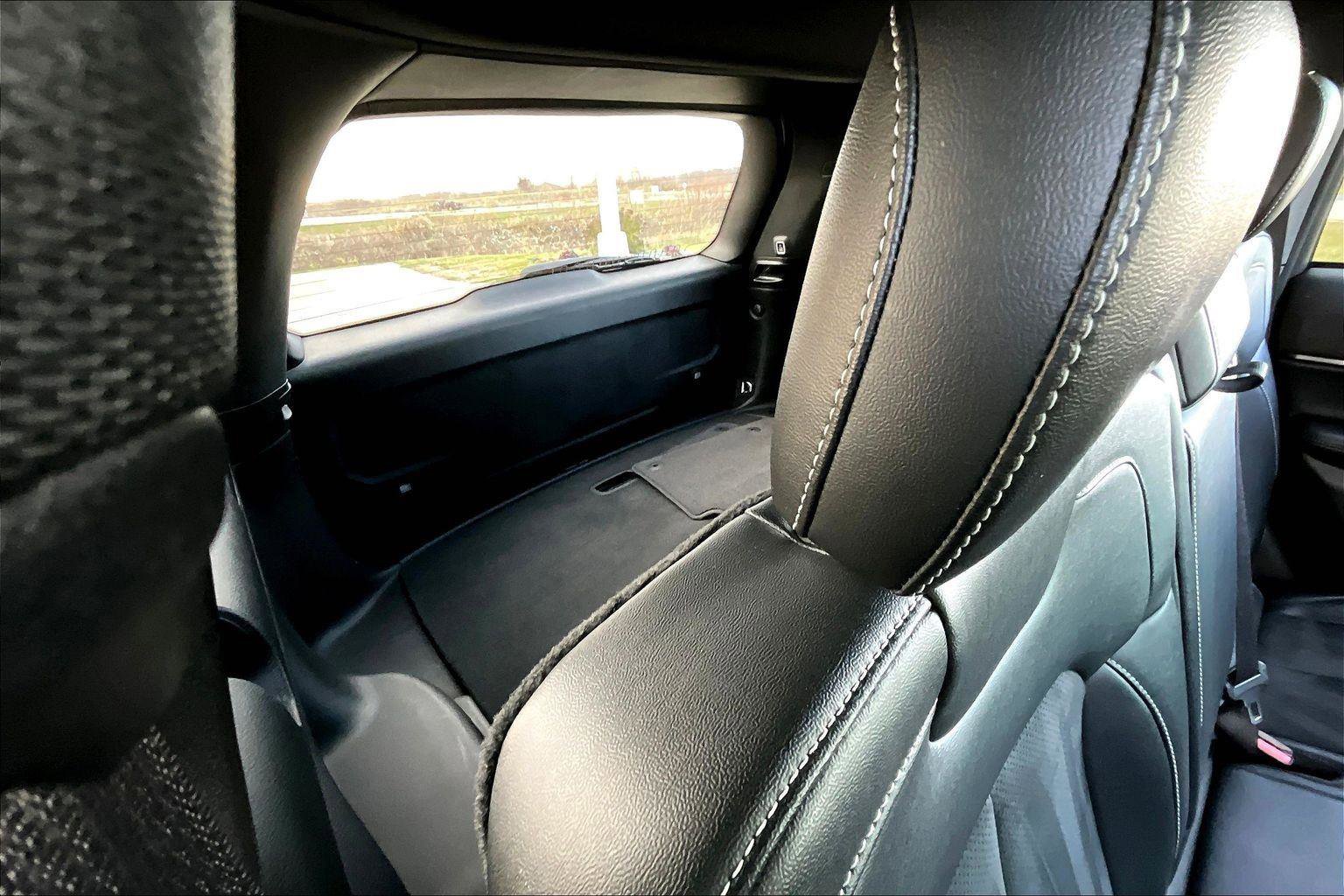 Used 2023 Jeep Grand Cherokee Altitude image 28