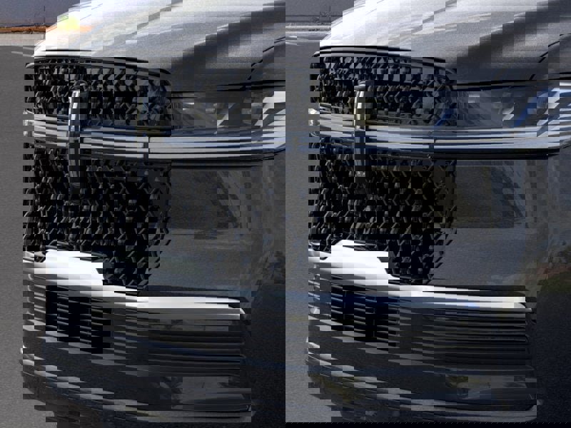 New 2025 Lincoln Navigator L Reserve w/ Jet Appearance Package image 17