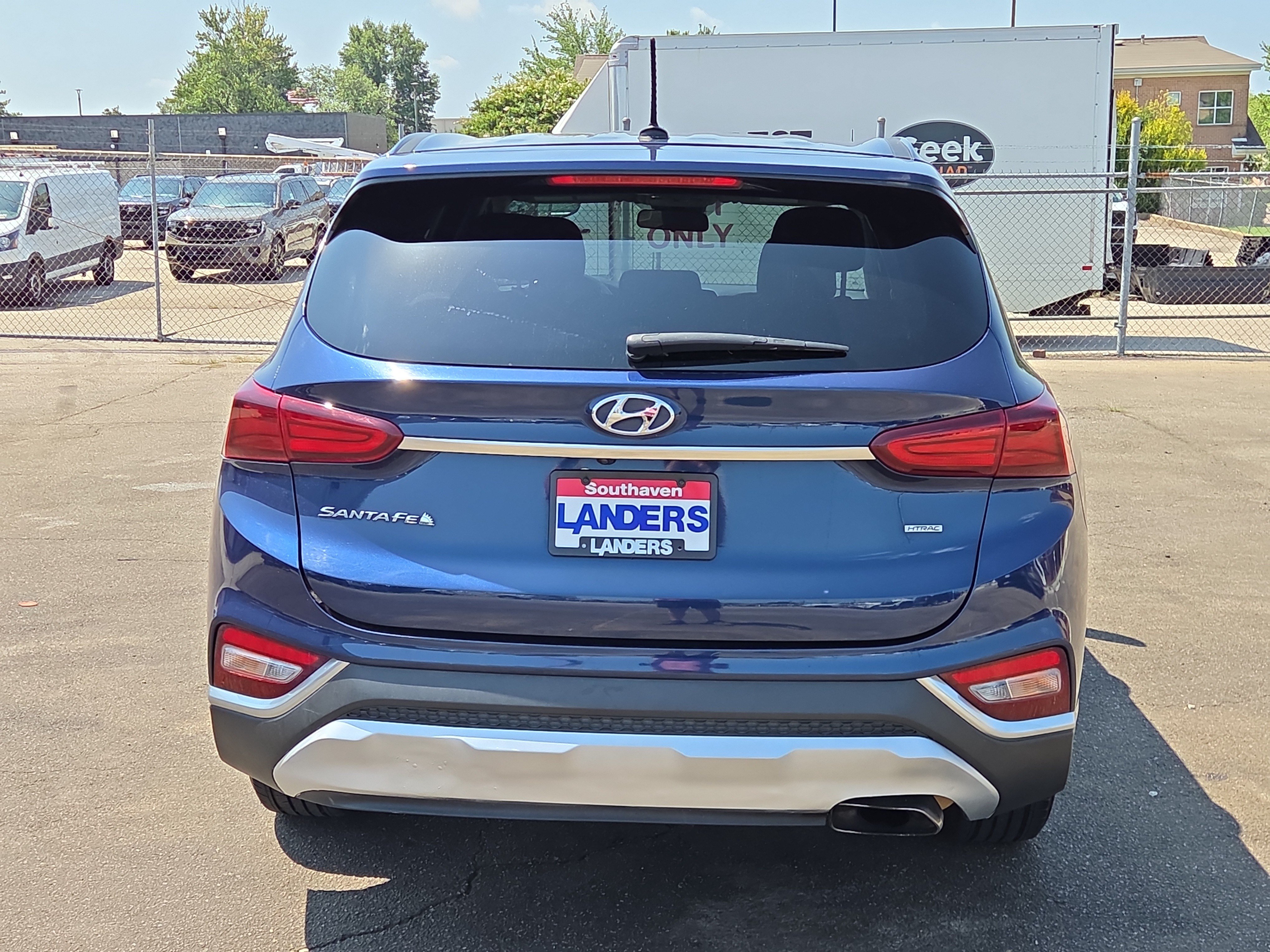 Used 2019 Hyundai Santa Fe SE AWD/4WD image 4