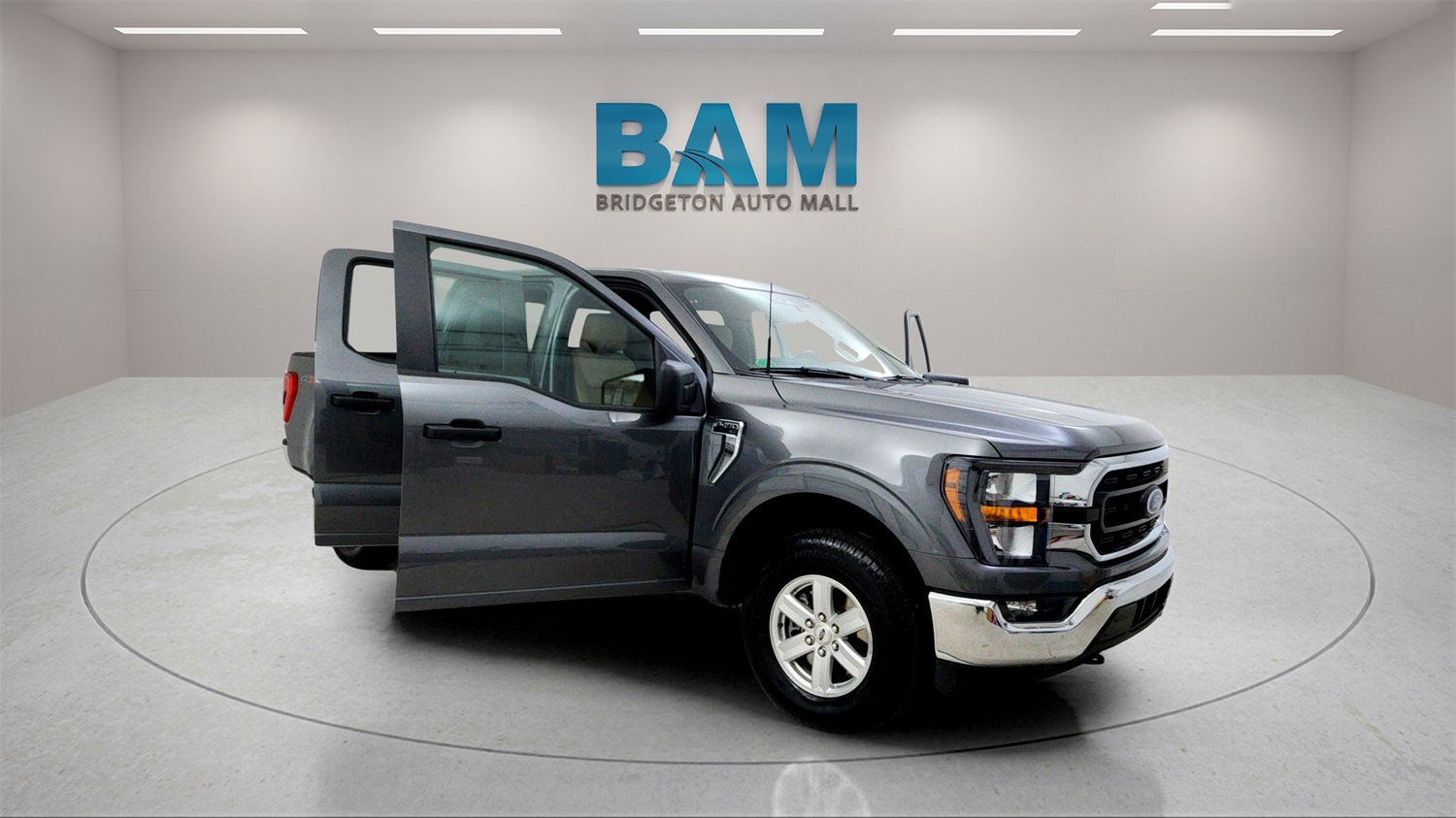 Used 2023 Ford F150 XLT image 9