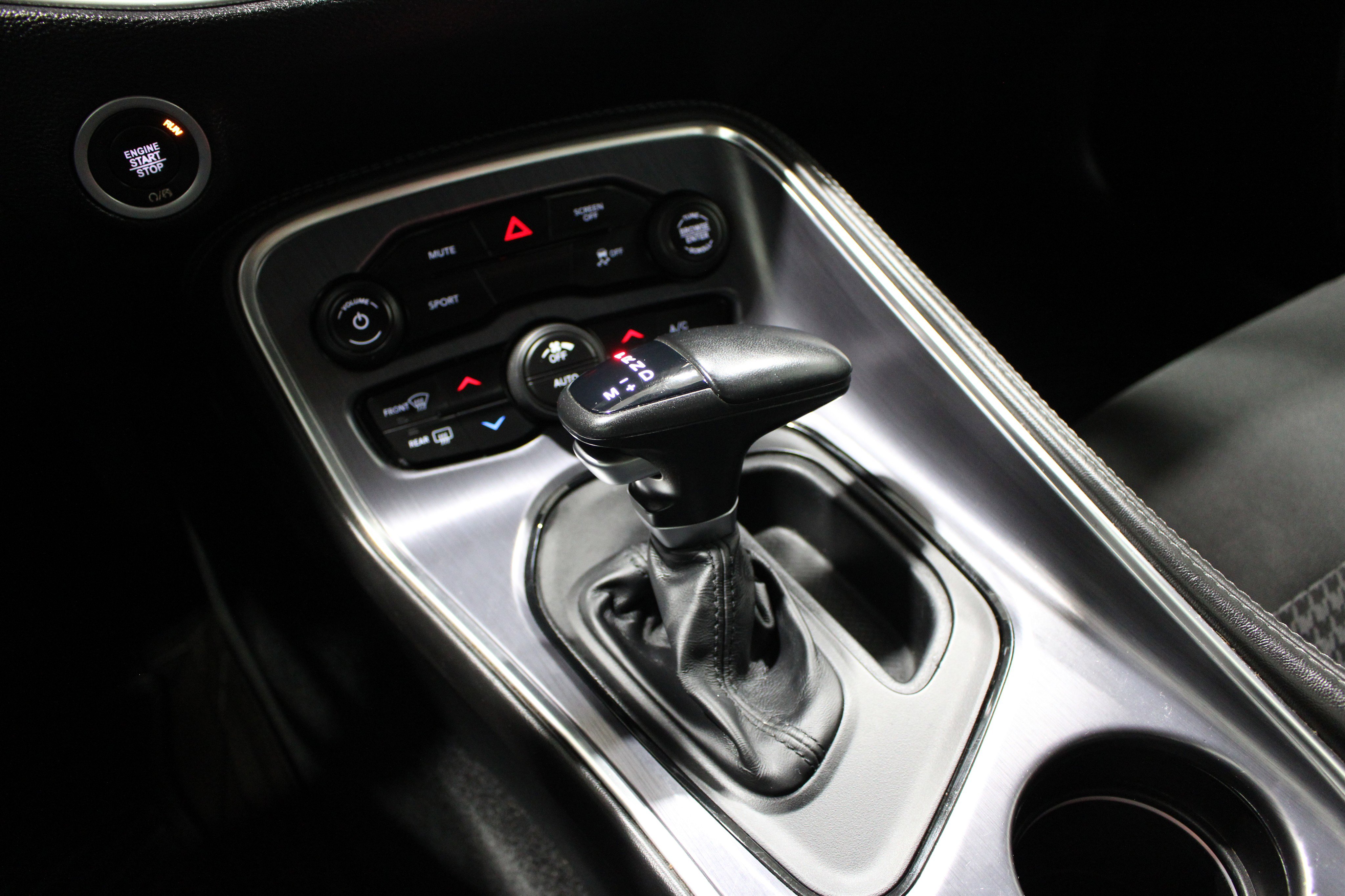 Used 2018 Dodge Challenger R/T w/ Blacktop Package image 18