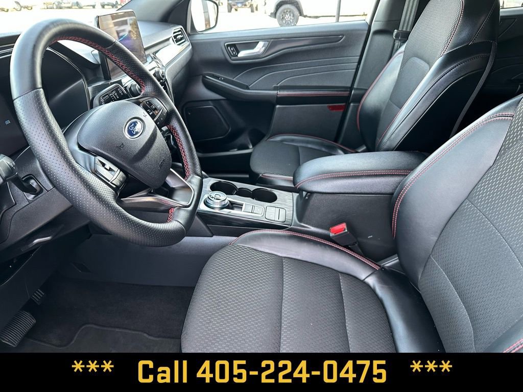 Used 2025 Ford Escape ST-Line Select image 12