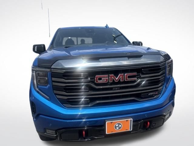 Used 2022 GMC Sierra 1500 AT4 w/ AT4 Premium Package AWD/4WD image 3