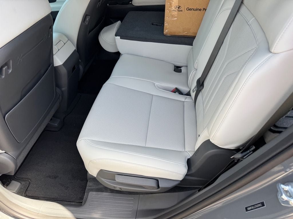New 2026 Hyundai Santa Fe SEL FWD image 12
