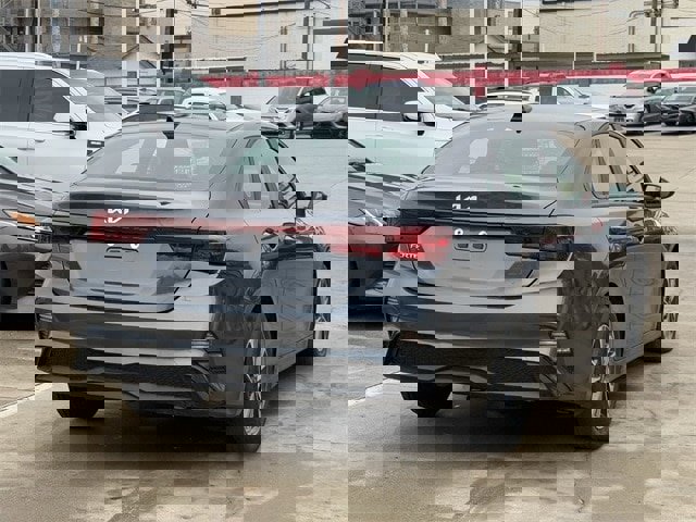 Used 2024 Kia Forte LXS image 4