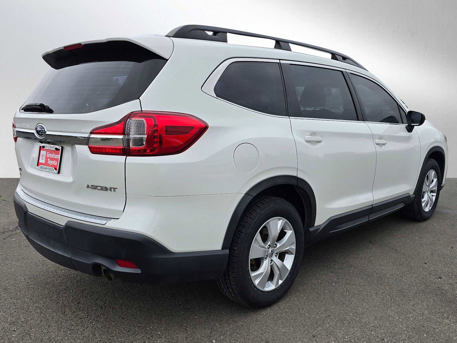 Used 2019 Subaru Ascent 8-Passenger image 3