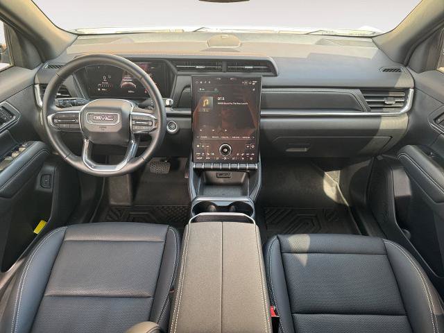 Used 2026 GMC Terrain Elevation w/ Elevation Premium Package FWD image 10
