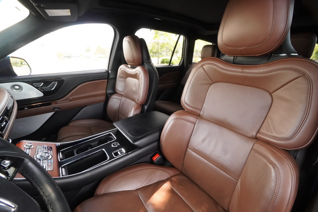 Used 2024 Lincoln Aviator Reserve w/ Equipment Group 201A RWD image 21