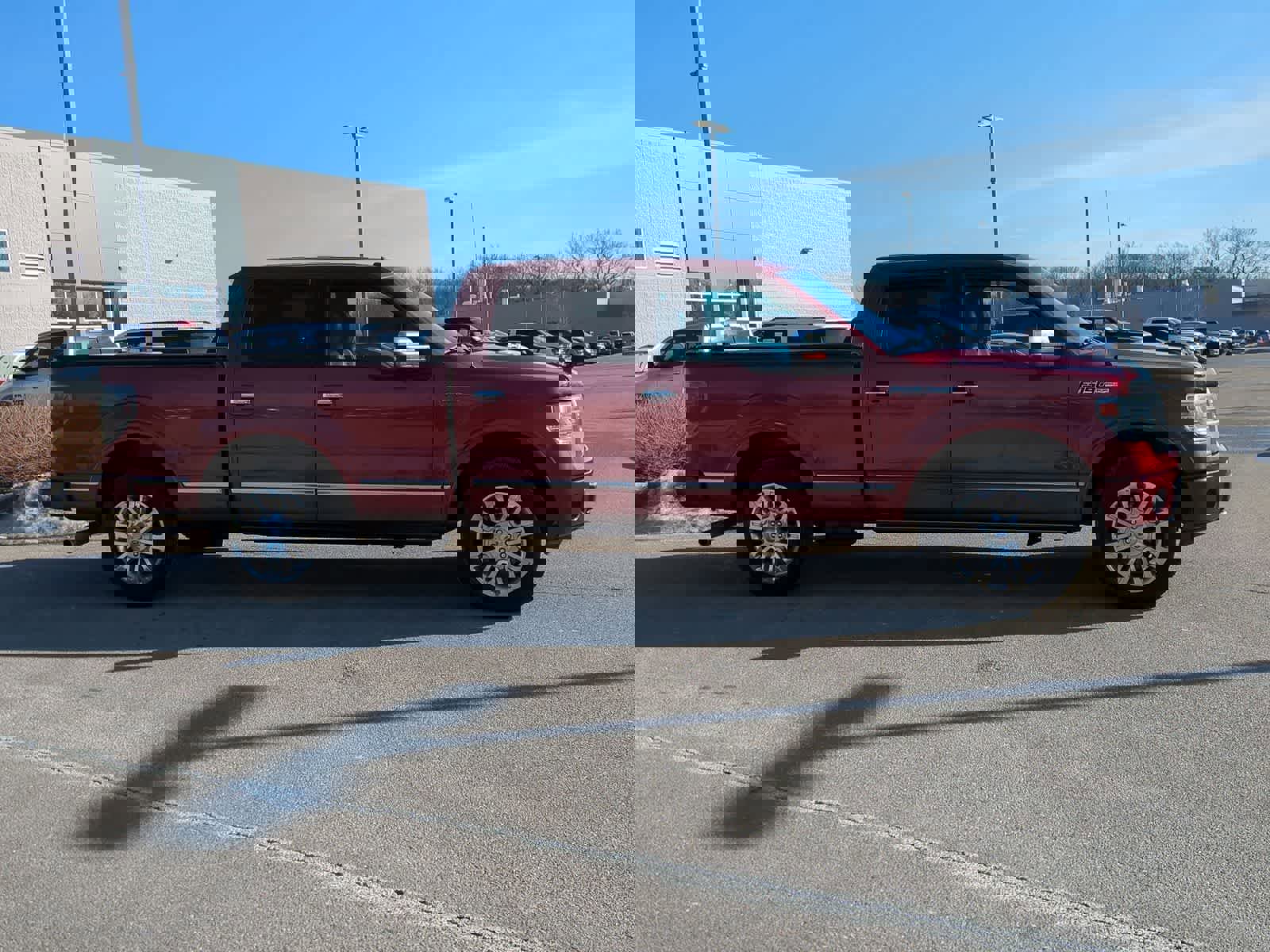 Used 2014 Ford F150 Platinum image 9