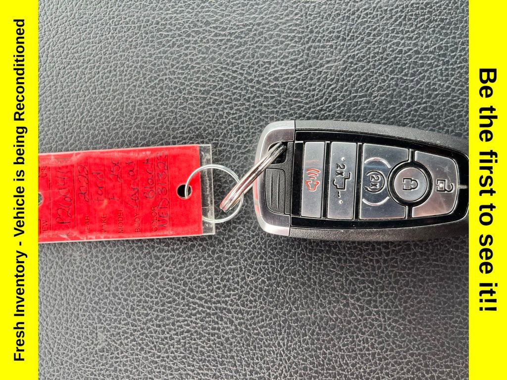 Used 2022 Ford F250 Lariat w/ Lariat Ultimate Package AWD/4WD image 28