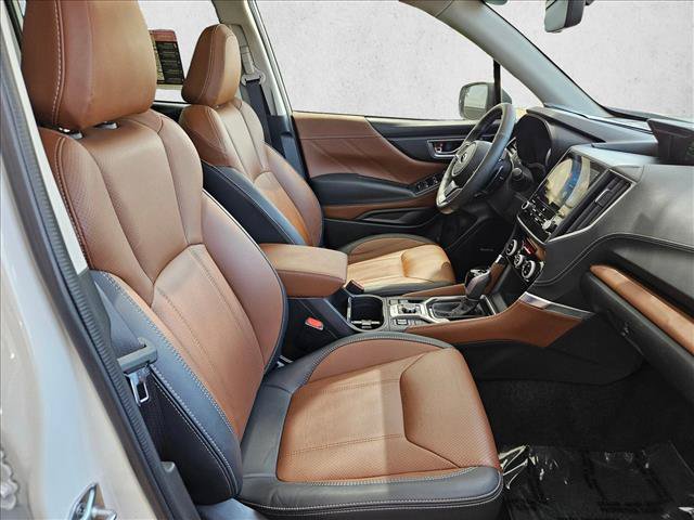 Used 2023 Subaru Forester Touring AWD/4WD image 19